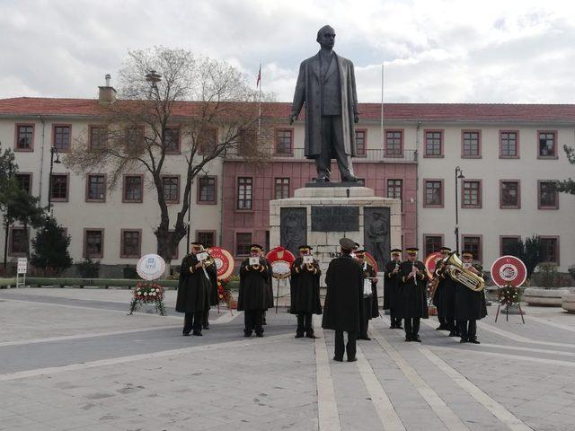 İsmet İnönü’nün 45’inci ölüm yıl dönümü