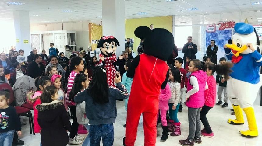 Dinar’da çocuk şenliği