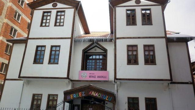 Gümüşhane’de şehidin adı okula verildi