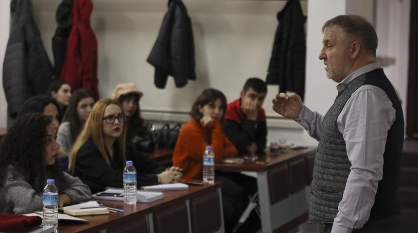 Mesut Bakkal Ankara &Uuml;niversitesi'nde derse konu oldu