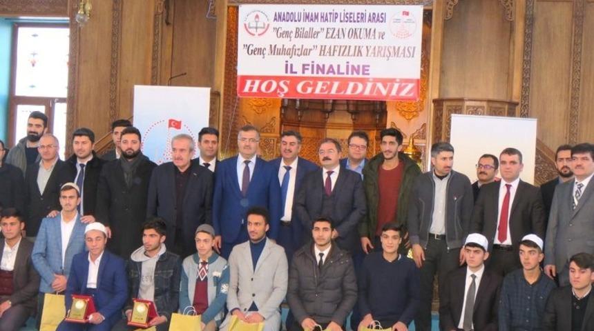 Van’da ‘İmam Hatip Liseleri Arası Ezan Okuma ve Hafızlık’ yarışması