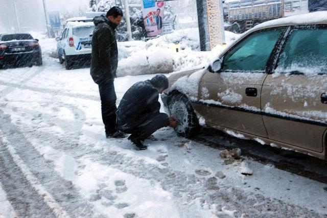 Tokat'ta eğitim ve ulaşıma kar engeli