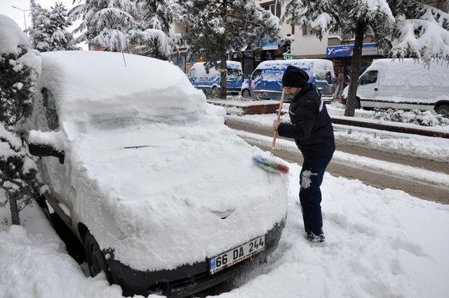 Sorgun’da kar yağışı etkili oldu