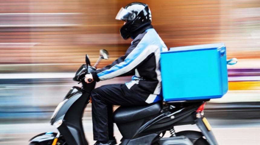 'Kuryeniz var' s&ouml;z&uuml;ne inanmayın!