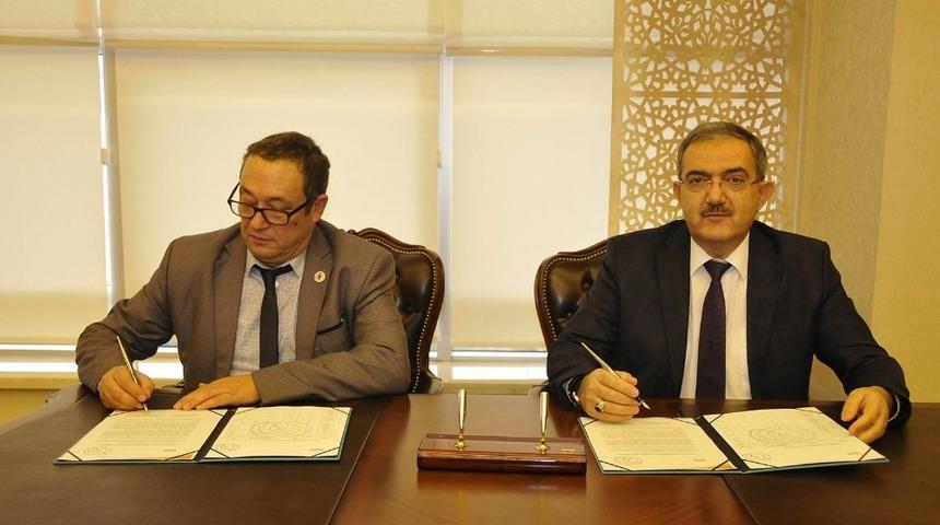 Sel&ccedil;uk, Tunus Sfax &Uuml;niversitesi ile iş birliği protokol&uuml; imzaladı