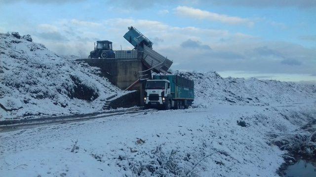 Manisa Büyükşehir’e kar engel olmadı