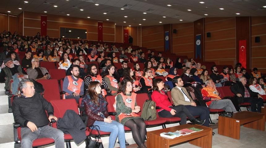 PA&Uuml;&rsquo;de &lsquo;K&uuml;resel İklim Değişikliği ve Olası Etkileri&rsquo; konuşuldu