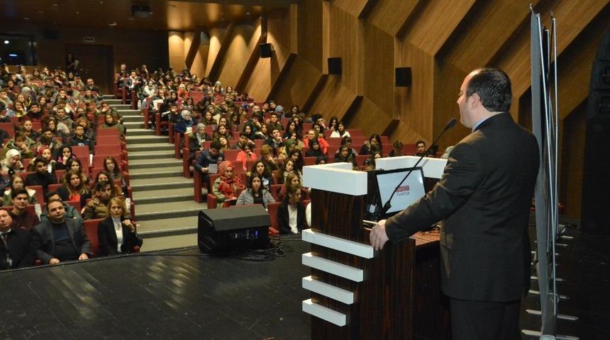 &Uuml;niversite tanıtım g&uuml;nleri fuarı d&uuml;zenlendi