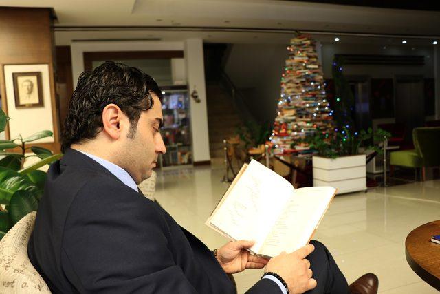 Kitaplardan yılbaşı ağacı geleneği s&uuml;rd&uuml; 2