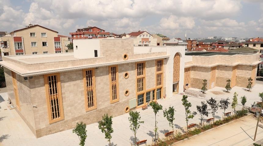 Arap&ccedil;eşme&rsquo;ye modern d&uuml;ğ&uuml;n salonu