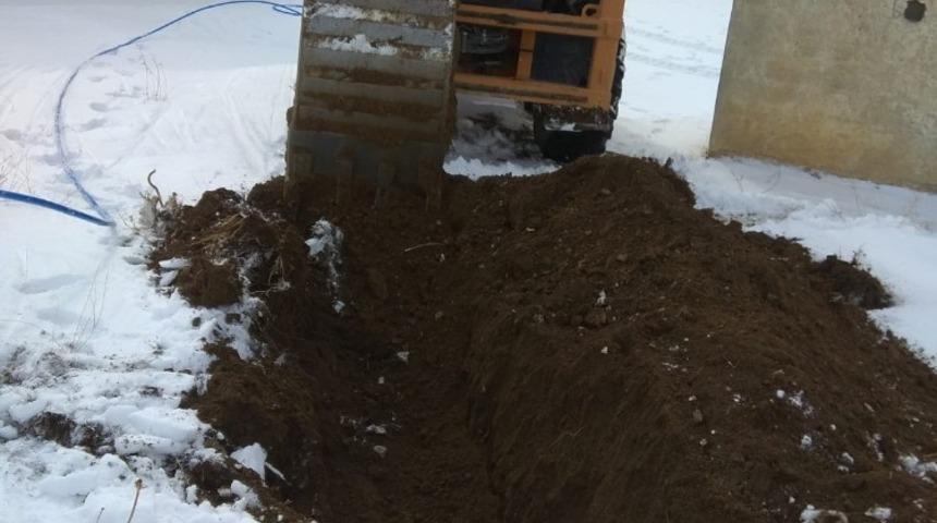 VASKİ&rsquo;den &Ccedil;omaklı İlkokuluna yeni su hattı