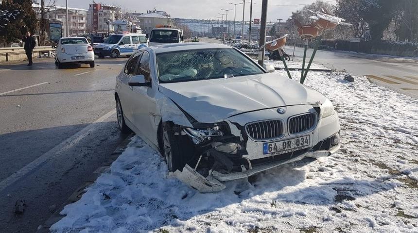 Jandarma kavşağında kaza: 1 yaralı