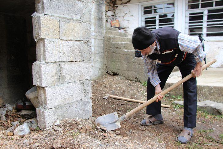 85 yaşında tek böbreği olduğunu öğrendi G5