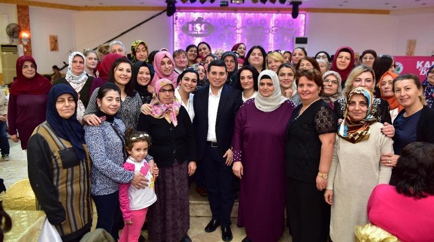 T&uuml;t&uuml;nc&uuml;, kadınlar buluşmasına katıldı