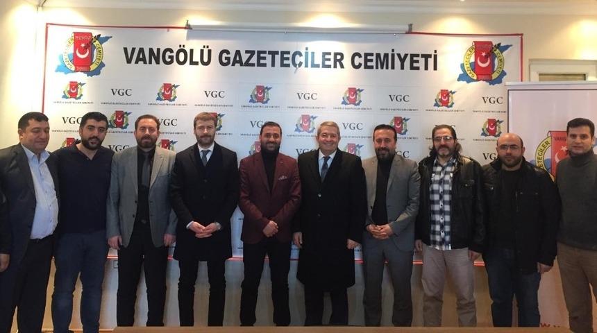 Necdet Takva&rsquo;dan Vang&ouml;l&uuml; Gazeteciler Cemiyetine ziyaret