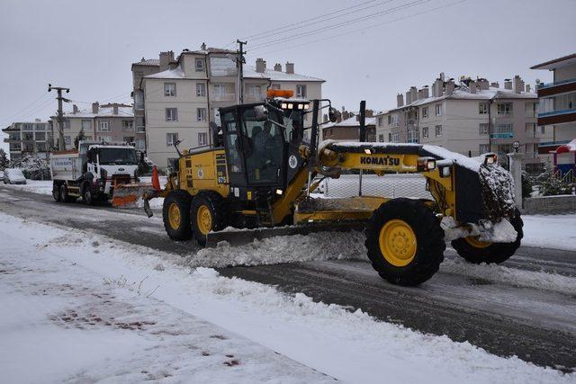 Selçuklu Belediyesinden kar mesaisi