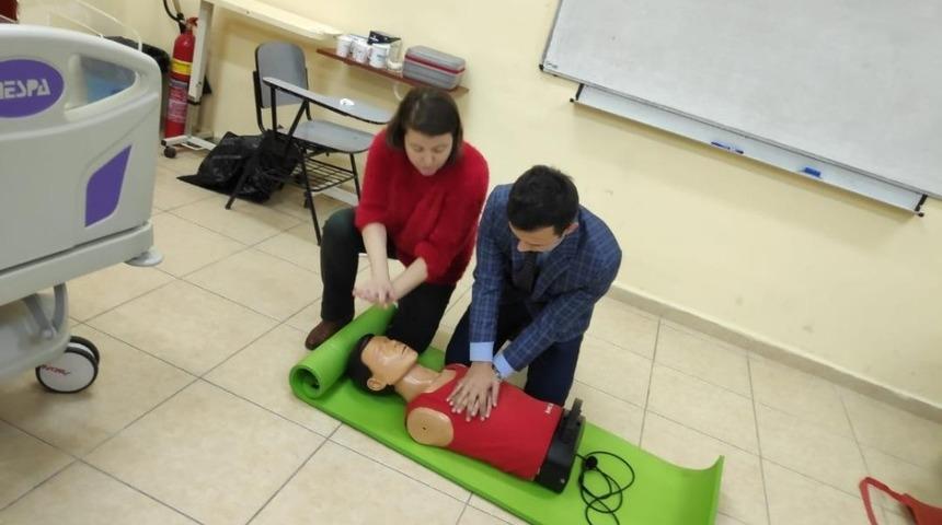 BEÜ’den ilk yardım eğitimi