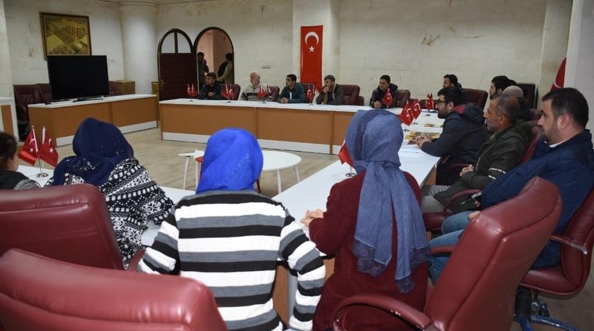 Nusaybin Kaymakamı Balık&ccedil;ılar halkla i&ccedil; i&ccedil;e