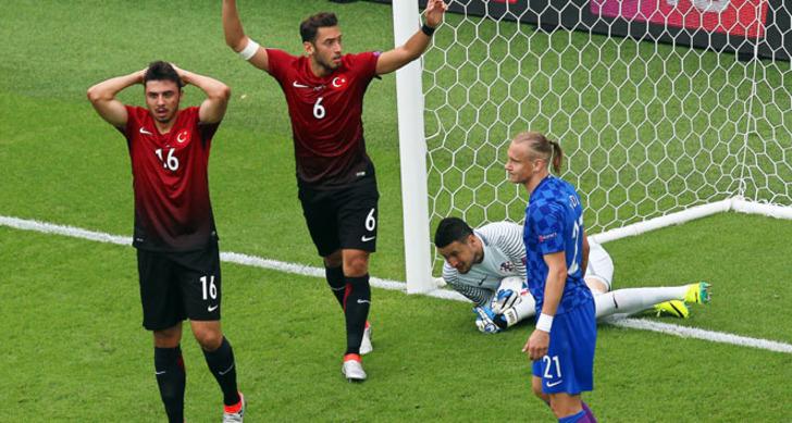 Alanyasporlu futbolcu Ozan Tufan: İspanya'da oynamak isterim G3