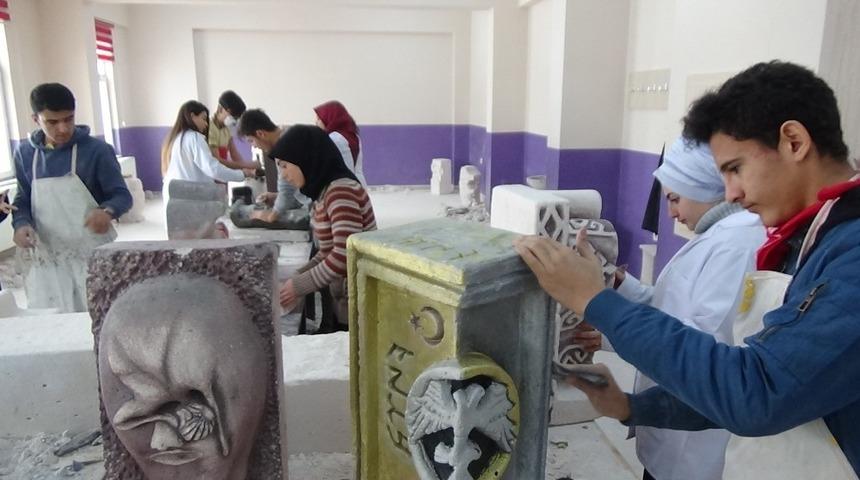 Geleceğin heykeltıraşları Muş’ta yetişiyor