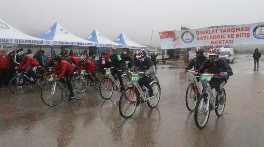 Gaziantep’te bisiklet yarışmasına yoğun katılım