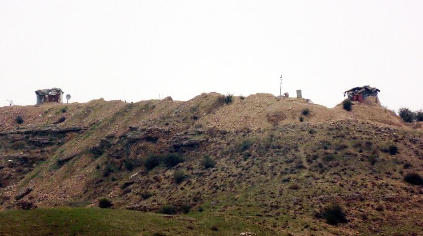 Menbiç sınırına ÖSO takviyesi sürüyor