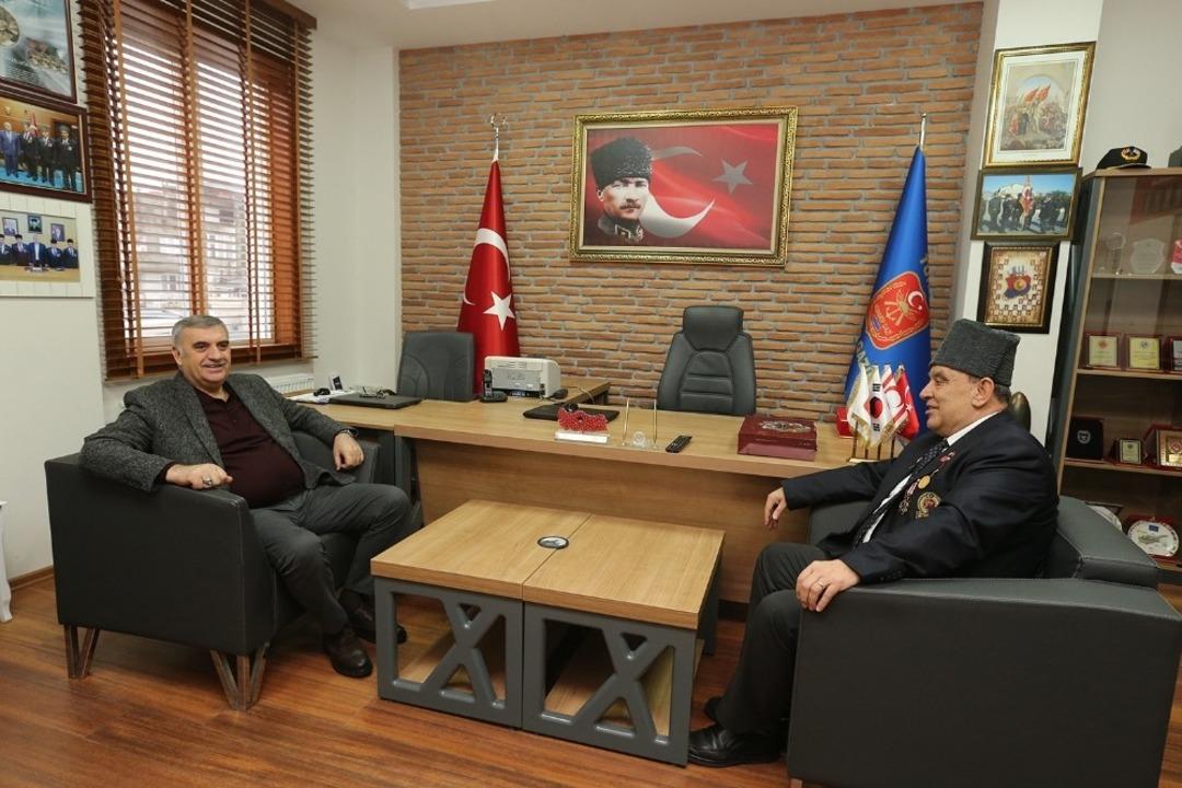 Başkan To&ccedil;oğlu: &ldquo;Şehit yakınları ve gazilerimizin yanındayız&rdquo;