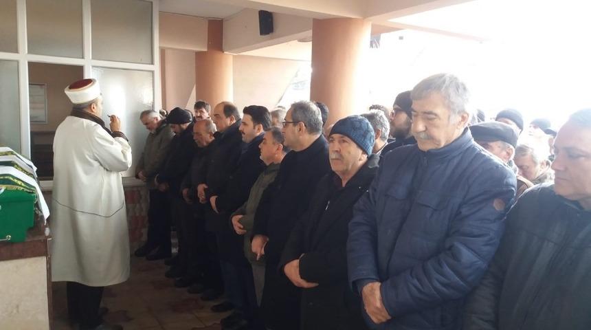 Demirtaş&rsquo;ın yengesi son yolculuğuna uğurlandı