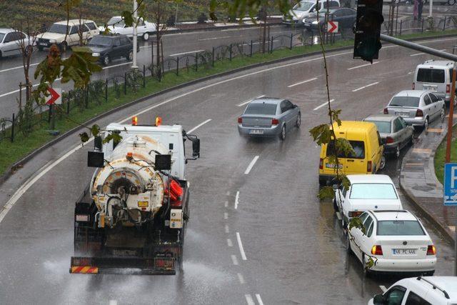 Kahramanmaraş’ta sağanak yağmur