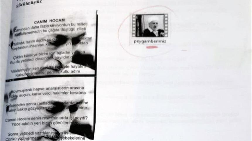 Bunu bile yapmışlar! 'Peygamberimiz' diye kaydettiği kişi...