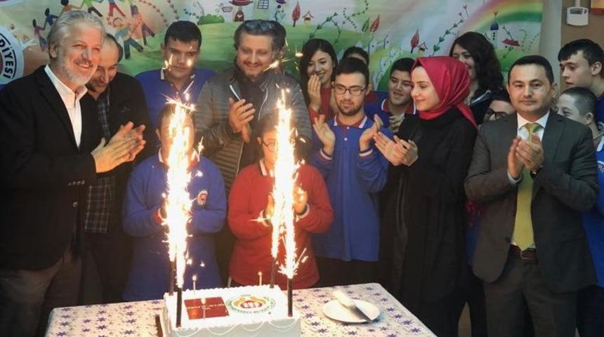 Hastaneden &lsquo;Yaşayarak &Ouml;ğreniyorum Projesi&rsquo;ne destek