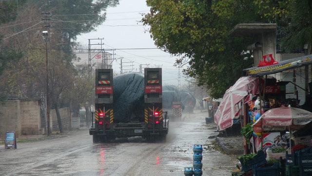 Kilis üzerinden Menbiç'e askeri sevkiyat