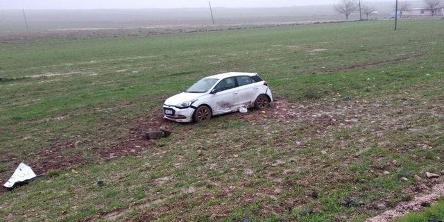 Şanlıurfa’da yolcu minibüsü ile otomobil çarpıştı: 4 yaralı