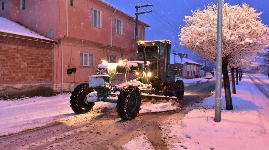 İnönü Belediyesinin karla mücadelesi başladı