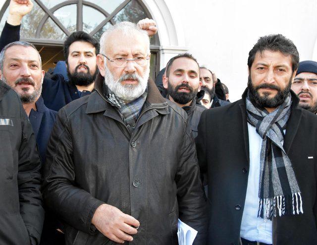 İZBAN işçileri greve devam etme kararı aldı