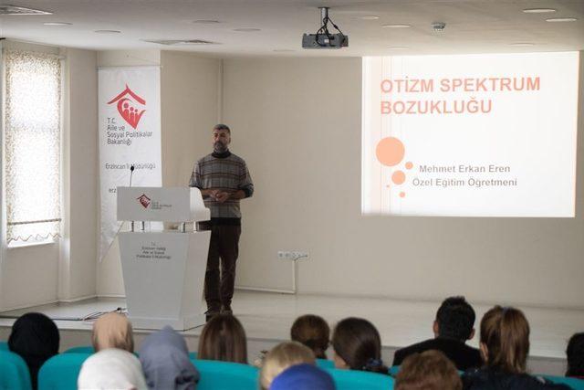 Otizm spektrum bozukluğu farkındalık eğitimleri verildi