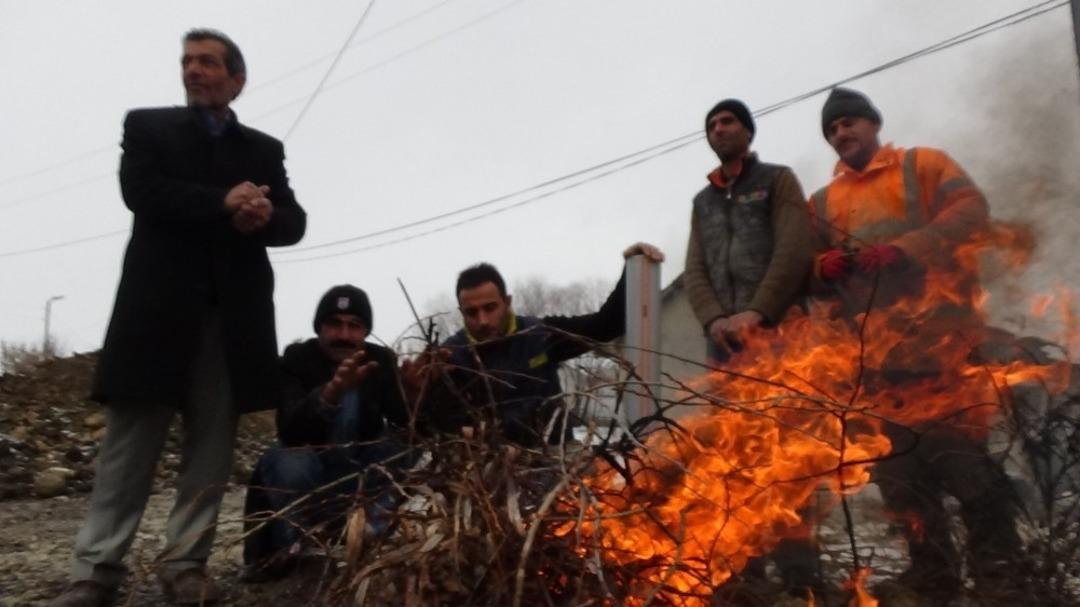 Devlet-vatandaş işbirliğiyle 3,5 kilometreden i&ccedil;me suyu