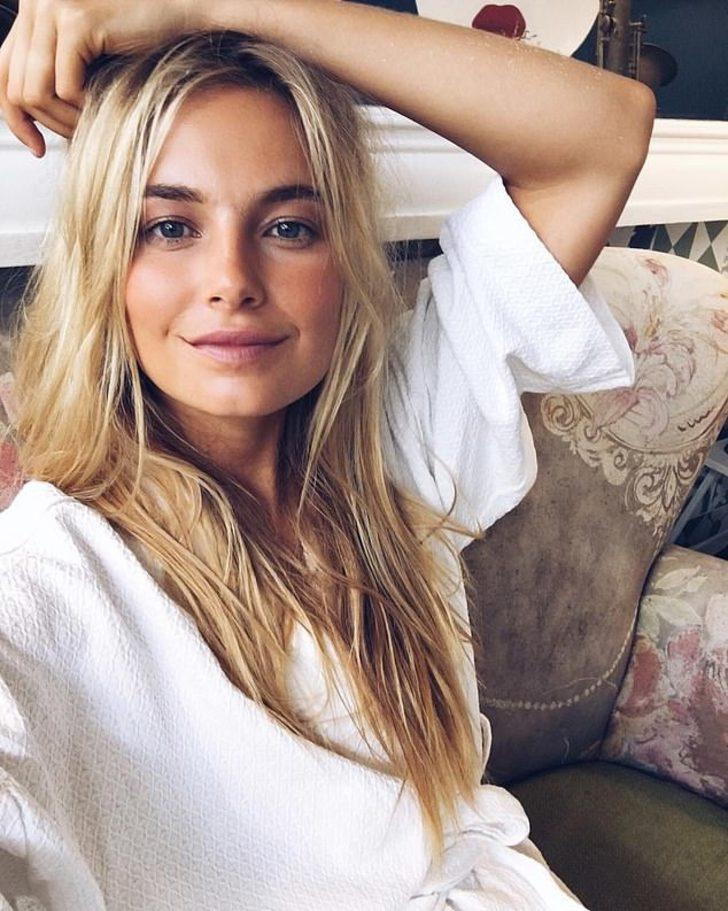 O özgür bir ruh! 'Melek' sahilde üstsüz G5