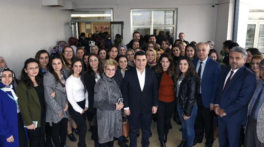 T&uuml;t&uuml;nc&uuml;, personeliyle kahvaltıda buluştu