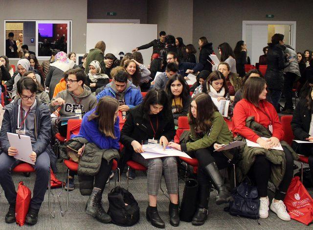 İH&Uuml; T&uuml;rkiye M&uuml;nazara Şampiyonası&rsquo;nda 36 takım &uuml;st tura &ccedil;ıktı 1