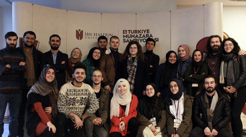 İH&Uuml; T&uuml;rkiye M&uuml;nazara Şampiyonası&rsquo;nda 36 takım &uuml;st tura &ccedil;ıktı