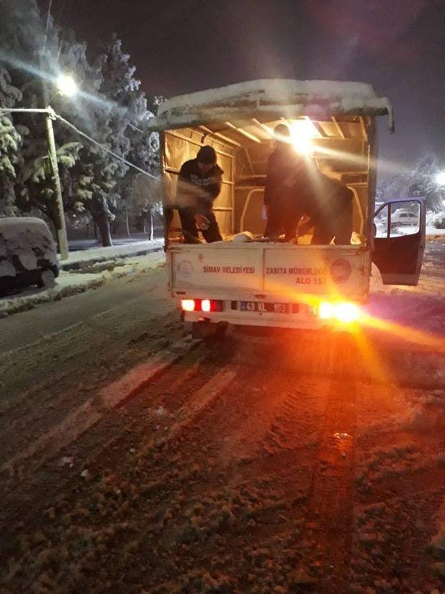 Simav Belediyesi kar temizleme çalışması başlattı