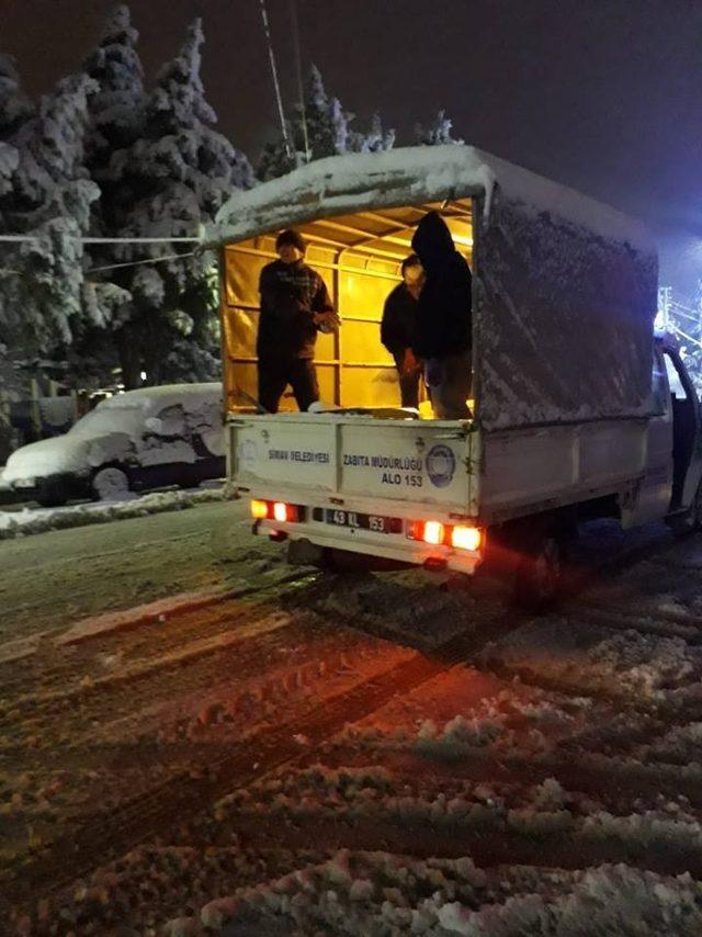 Simav Belediyesi kar temizleme çalışması başlattı