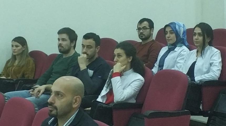 BE&Uuml;&rsquo;de &ldquo;Sigara Bağımlılığı ve Ağız Sağlığı&rdquo; konuşuldu