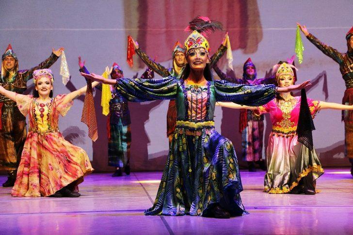 Büyükşehir personeli Anadolu Ateşi gösterisinde buluştu G3