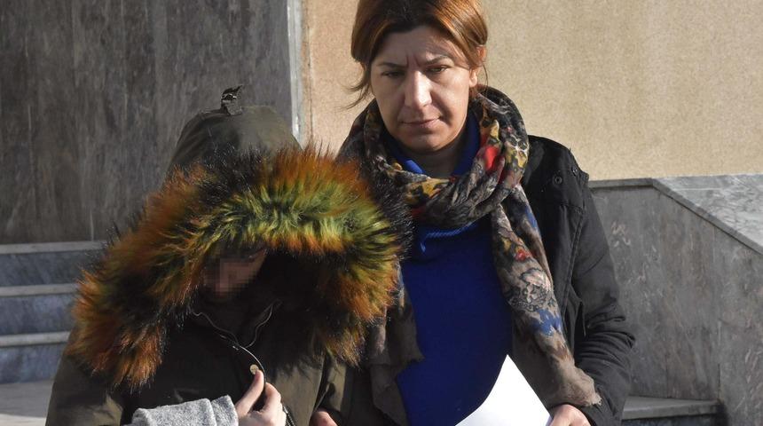 Evde doğurduğu bebeğini öldürdü, cesedi valizde sakladı