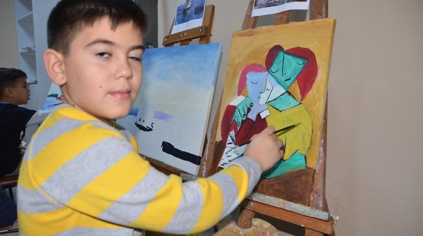 Akseki’de yağlı boya resim kursu açıldı