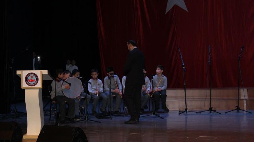 Ortaokul ve liselerarası Gen&ccedil; sesler musiki yarışması d&uuml;zelendi