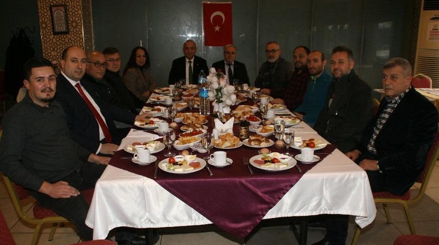 Bozkurt gazetecilerle ile bir araya geldi