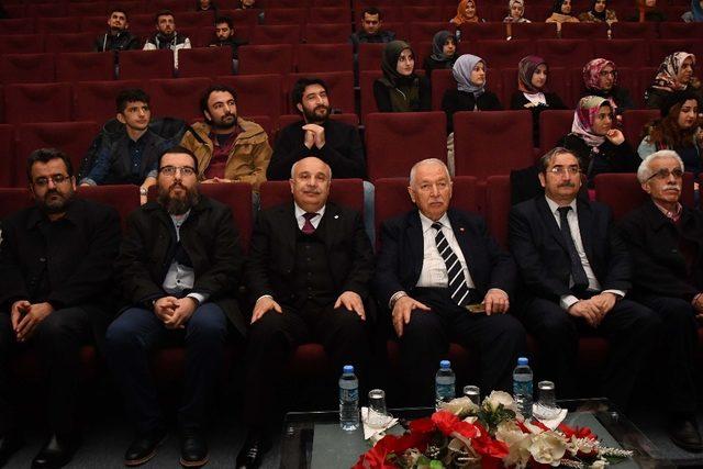 Adıyaman Üniversitesinde İslam Medeniyetinde Bilim ve Teknoloji konferansı